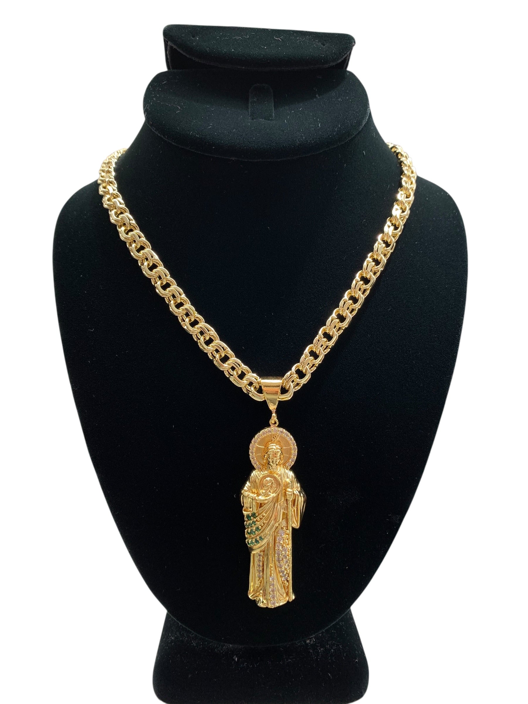Gold Colored Chain With Pendant