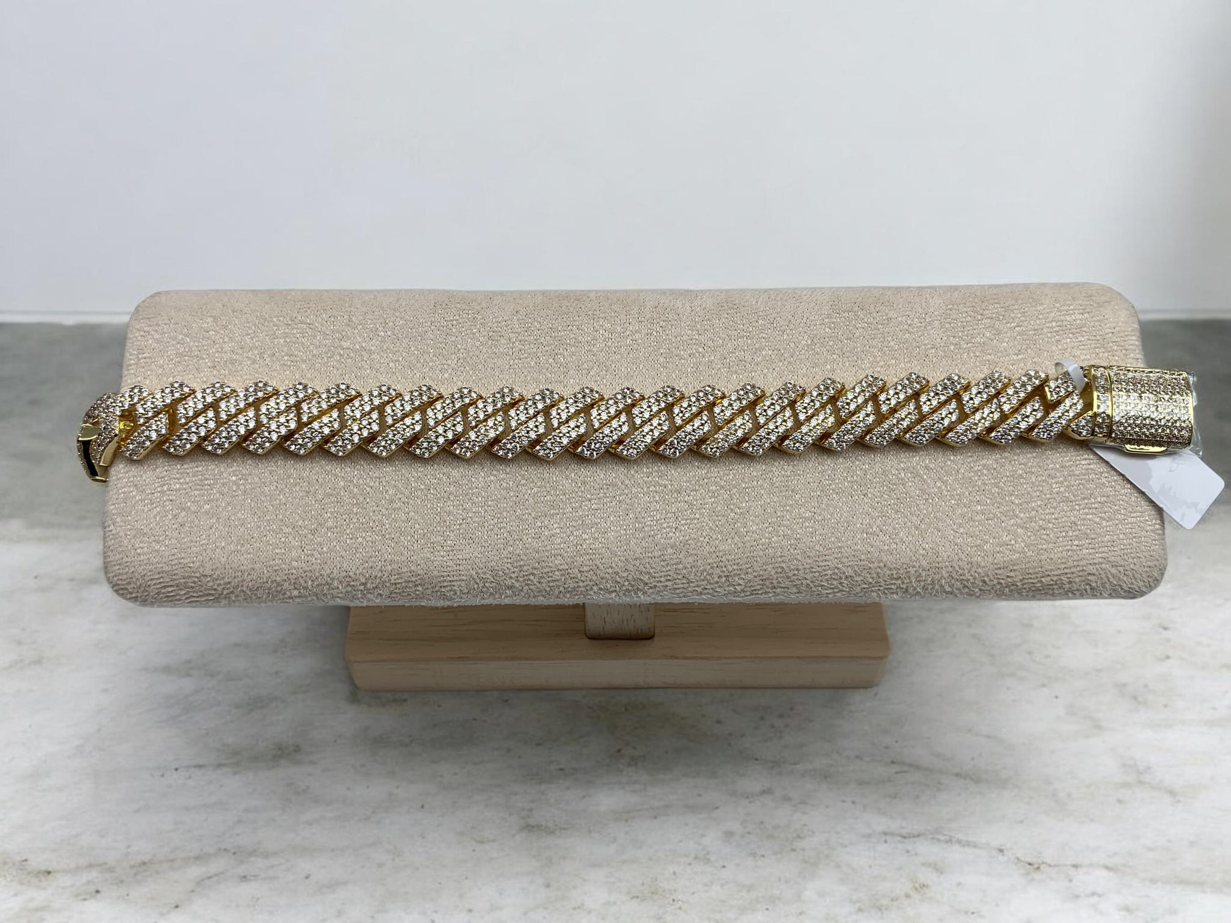 Gold Colored Cuban Diamond Stimulate Bracelet